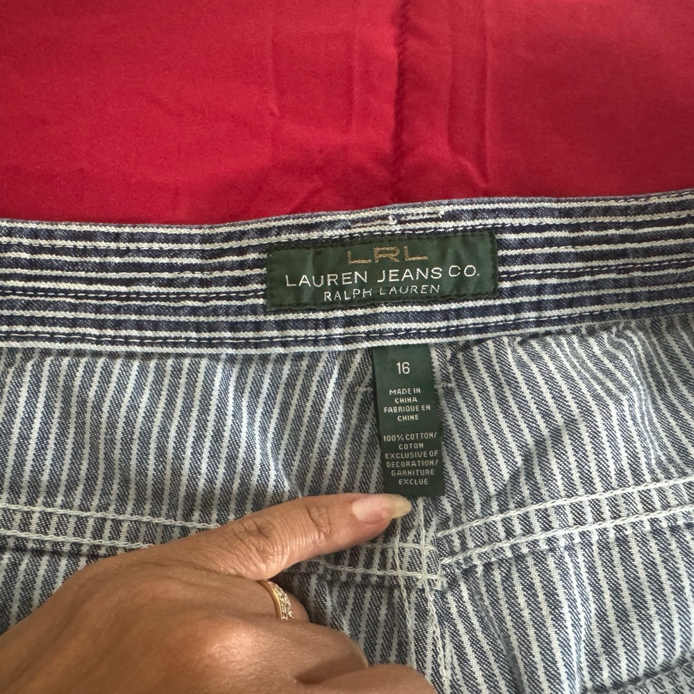 RALPH LAUREN LRL LAUREN JEANS CO. WHITE/BLUE STRIPED SHORTS WOMENS SIZE 16 - Picture 6 of 6